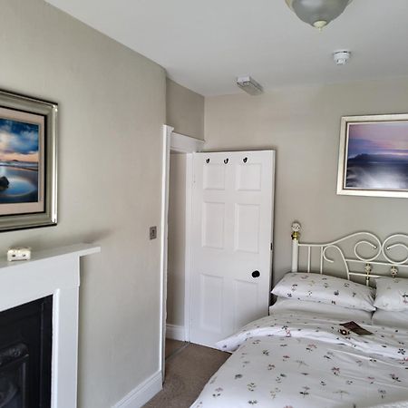 Charming 2-Bed Apartment In Donegal Town Centre Exterior photo
