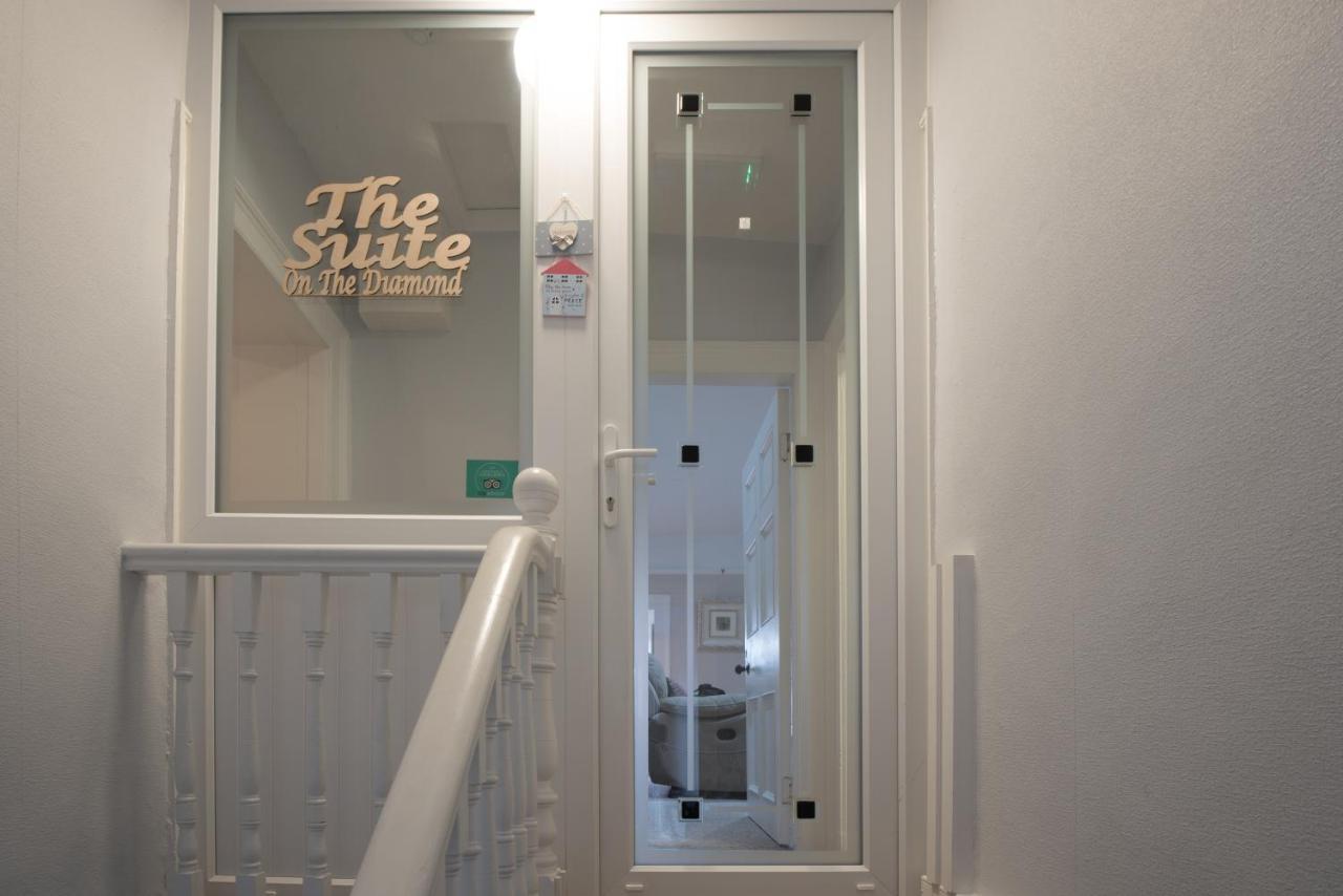 Charming 2-Bed Apartment In Donegal Town Centre Exterior photo