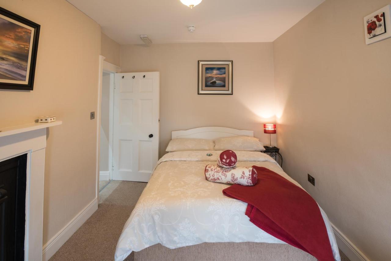 Charming 2-Bed Apartment In Donegal Town Centre Exterior photo